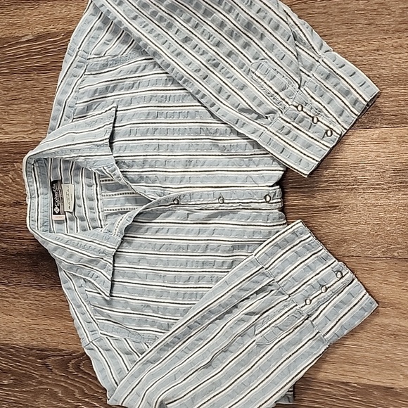 📛5/$25 Columbia Pearl Snap Pinstripe Longsleeve Button Down - Picture 1 of 8